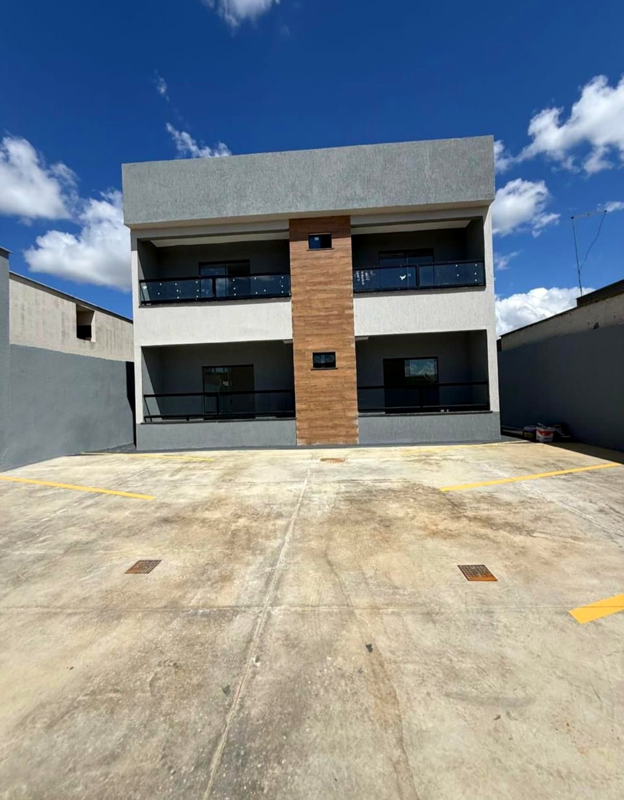 Apartamento À venda em GO, Luziânia — imagem 1 de 8