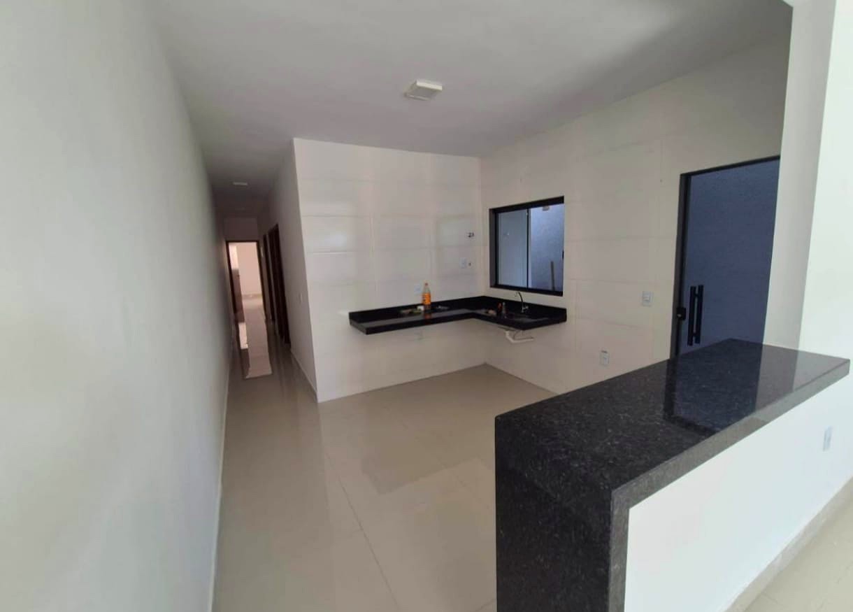 Casa À venda em GO, Luziânia — imagem 1 de 8