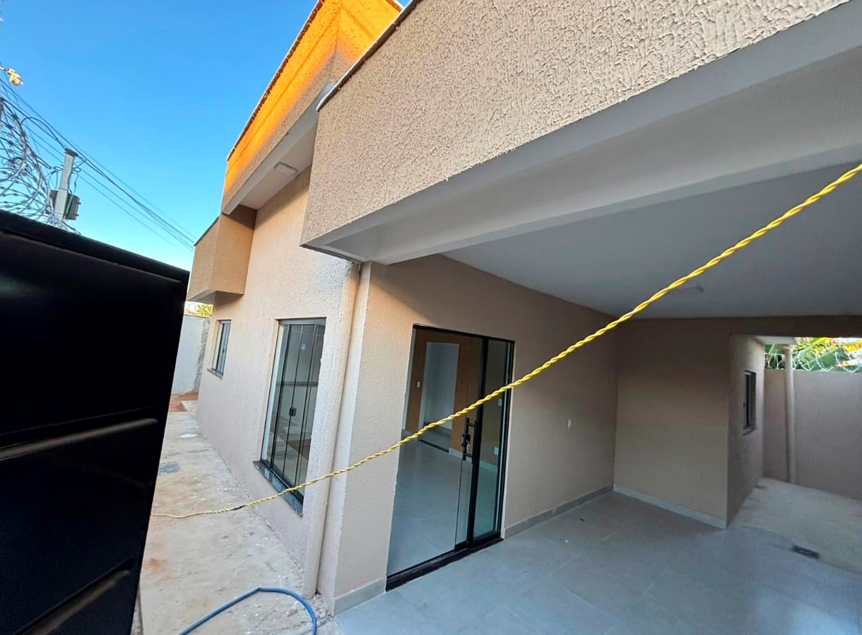 Casa À venda em GO, Luziânia — imagem 1 de 8